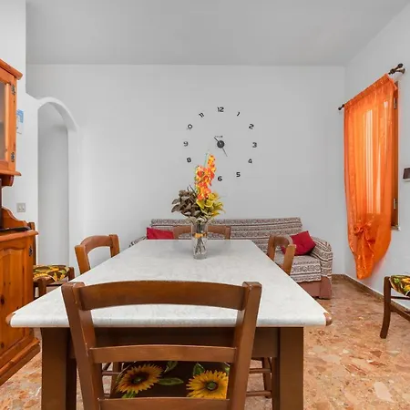 Casa Vacanza Susy * La Caletta